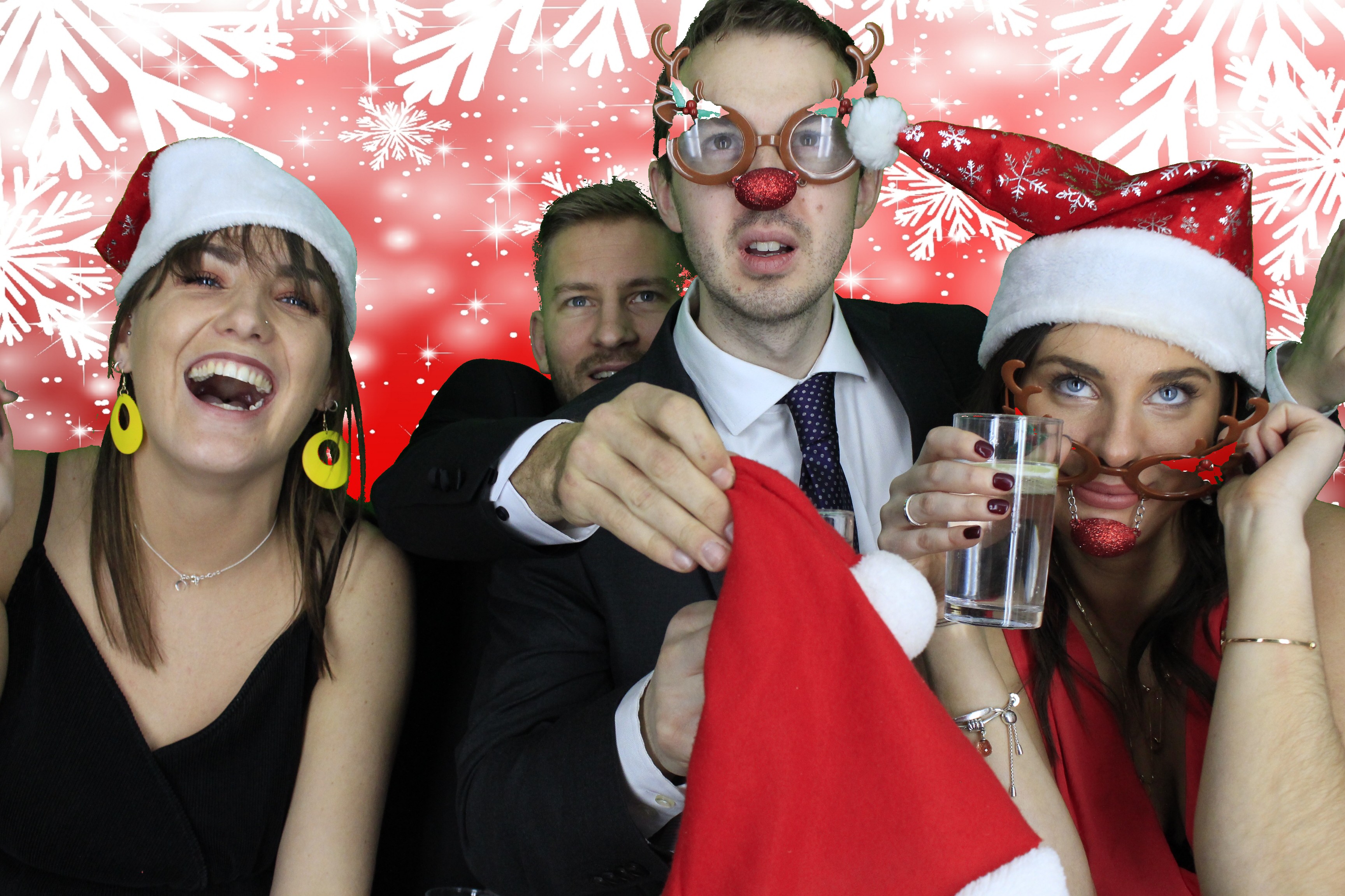 Acosta Europe Christmas Party 2018 | View more photos from the event at gallery.myphotoboothexperience.co.uk/u/MyPhotoBoothExperienceLtd/Acosta-Europe-Christmas-Party-2018